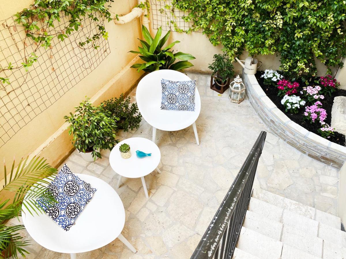 LuceNova Suite Guest-house Cagliari Extérieur photo