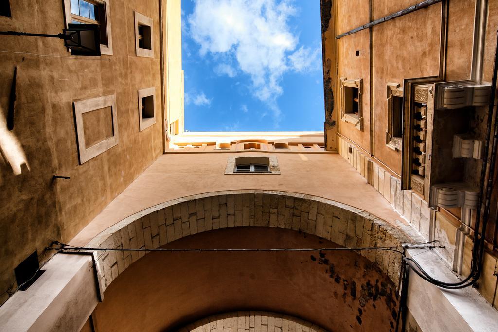 LuceNova Suite Guest-house Cagliari Extérieur photo