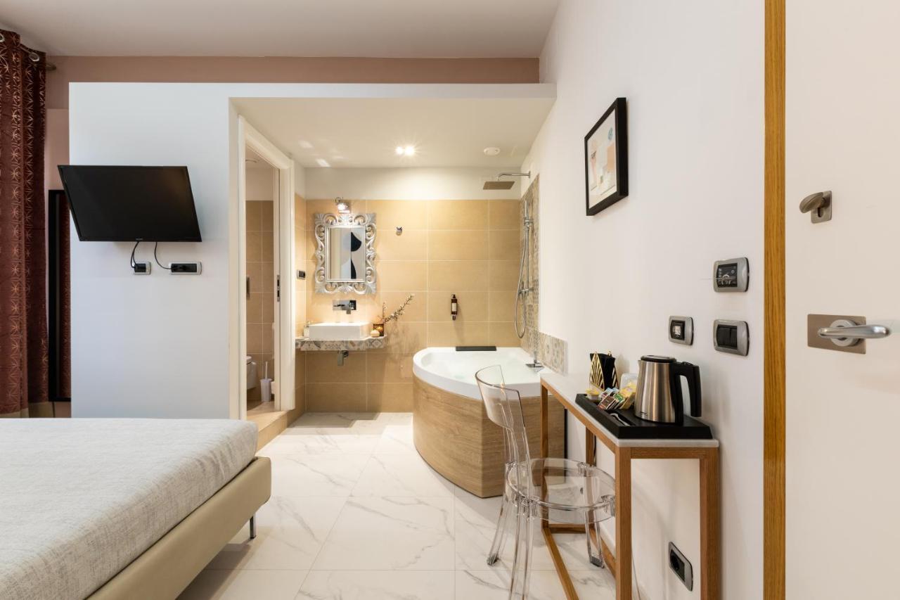 LuceNova Suite Guest-house Cagliari Extérieur photo
